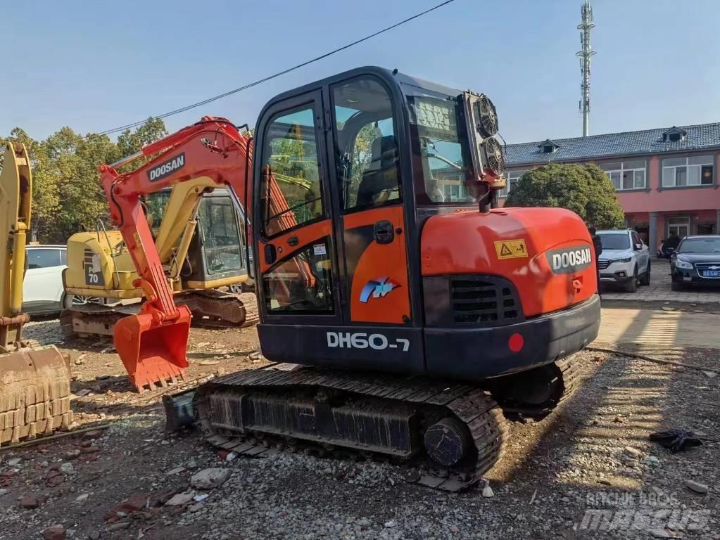 Doosan DH 60-7 Mini Excavators <7t (Mini Diggers)