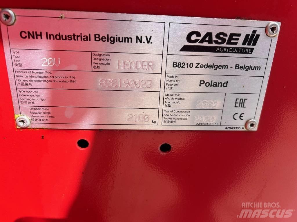 Case IH 3050 Combine harvester heads