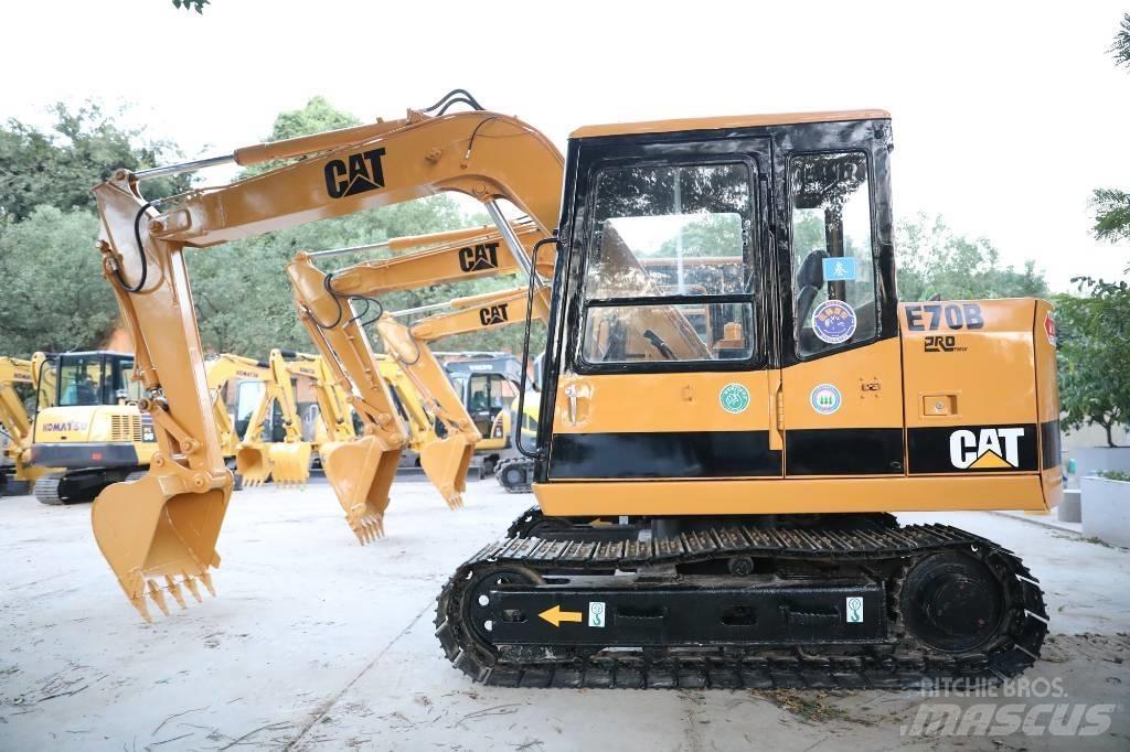 CAT E 70 B Mini Excavators <7t (Mini Diggers)