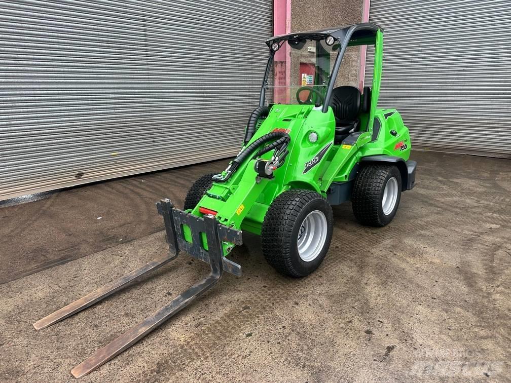 Avant 755 i Mini Loader