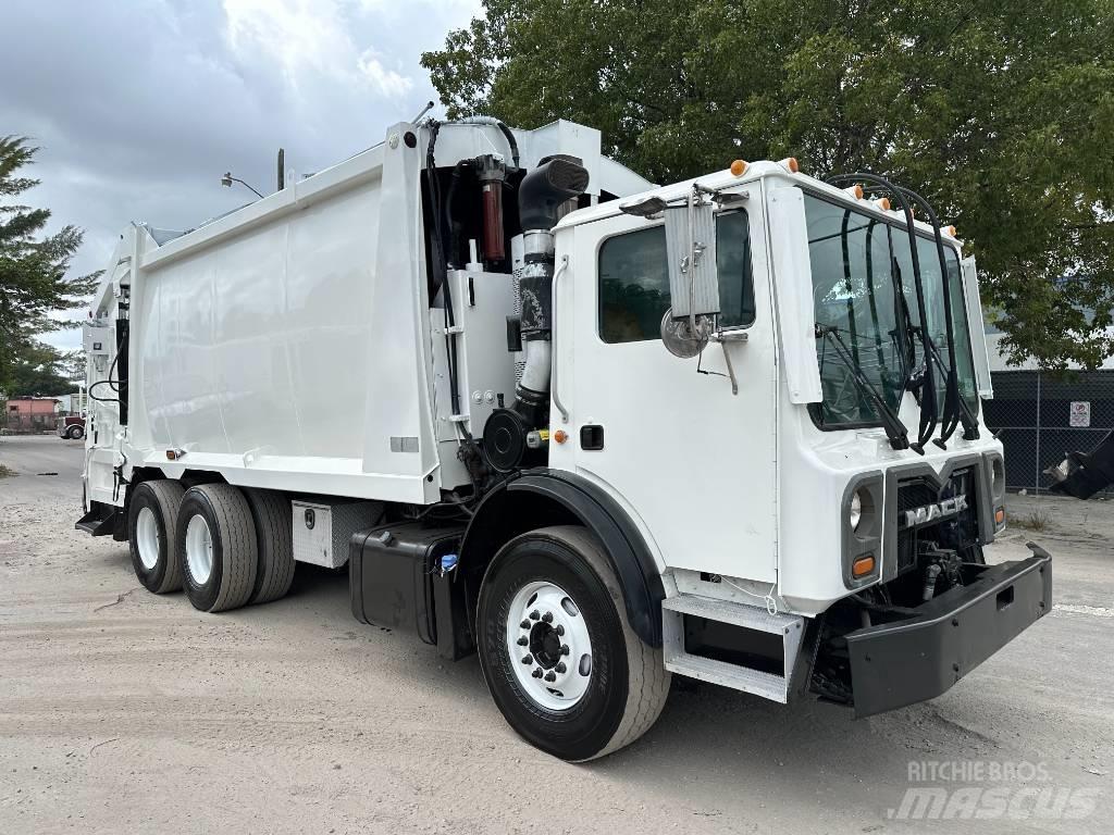 Mack MRU 613 Garbage Trucks / Recycling Trucks
