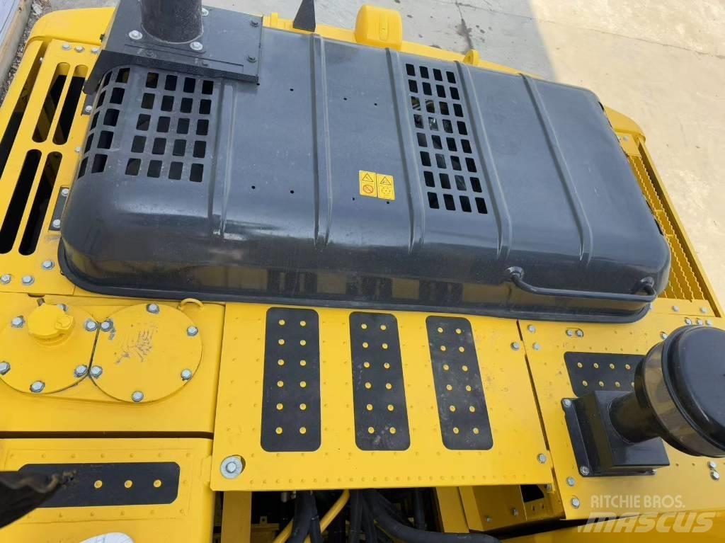 Komatsu PC 200-8N1 Crawler Excavators