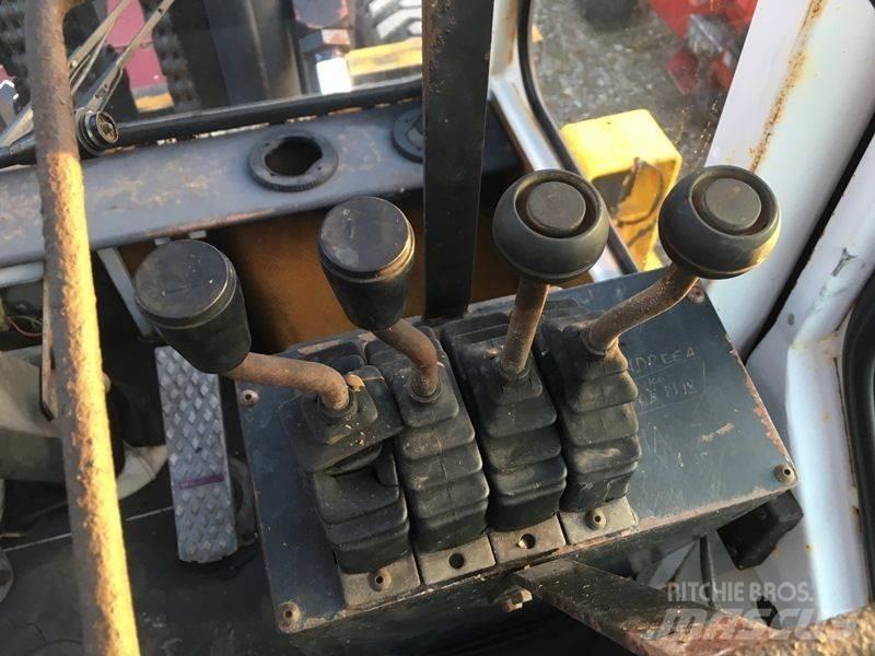 Kalmar DC15-1200 Diesel Forklifts