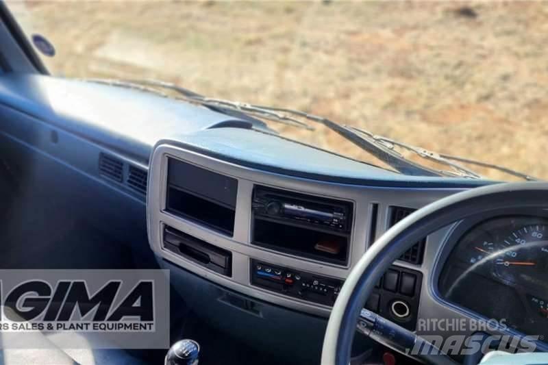Nissan UD80 Other Trucks