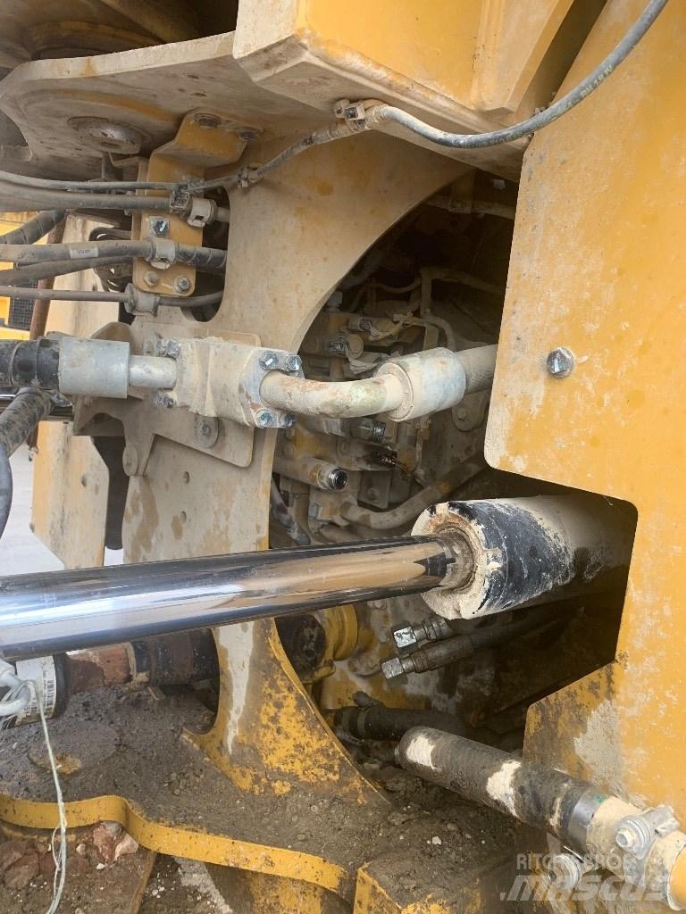 CAT 972 M Wheel Loaders