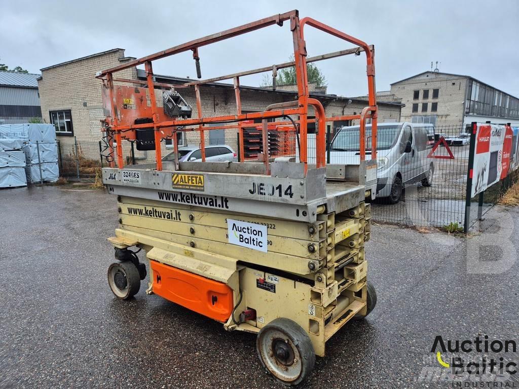 JLG 3246 ES Scissor Lifts
