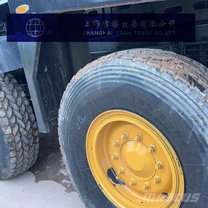 Sany STC 1000 S Mobile and all terrain cranes