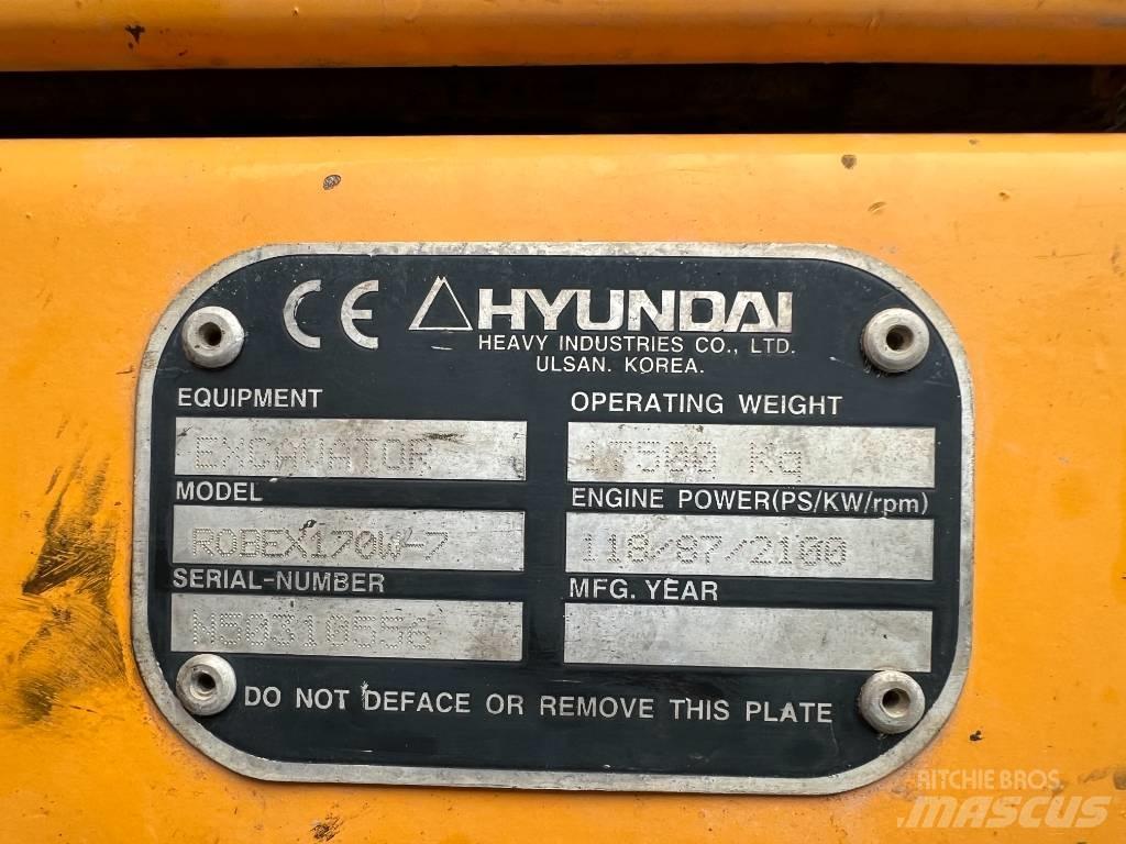 Hyundai R 170W-7 Wheeled Excavators