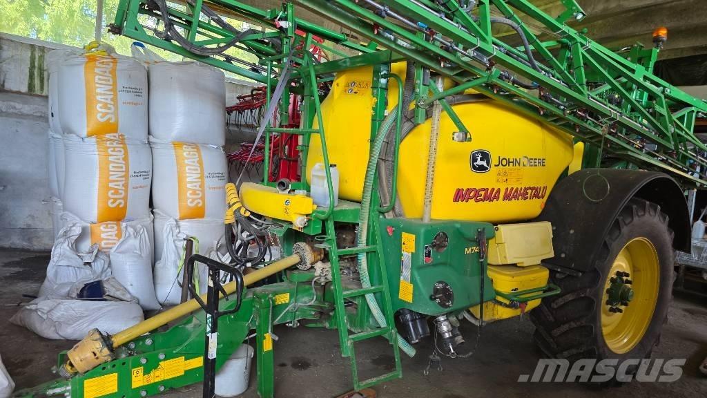 John Deere M 740 i Trailed sprayers
