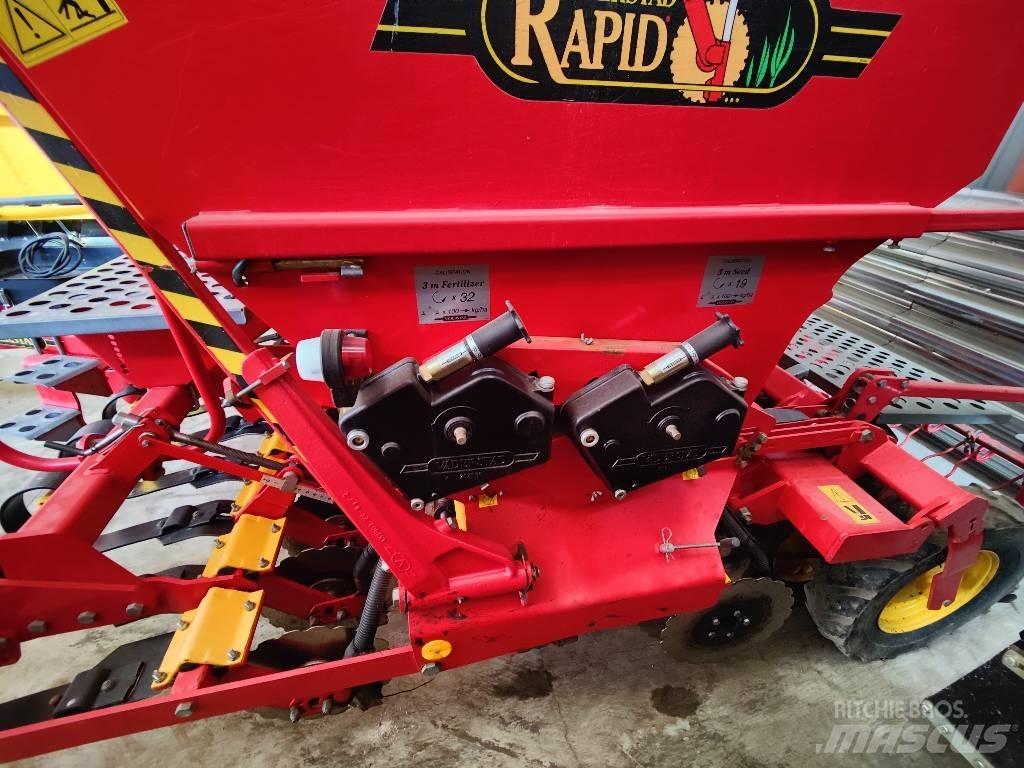 Väderstad Rapid300C Farm Drills