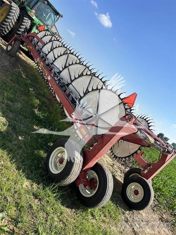 H&S HC7116 Rakes and tedders