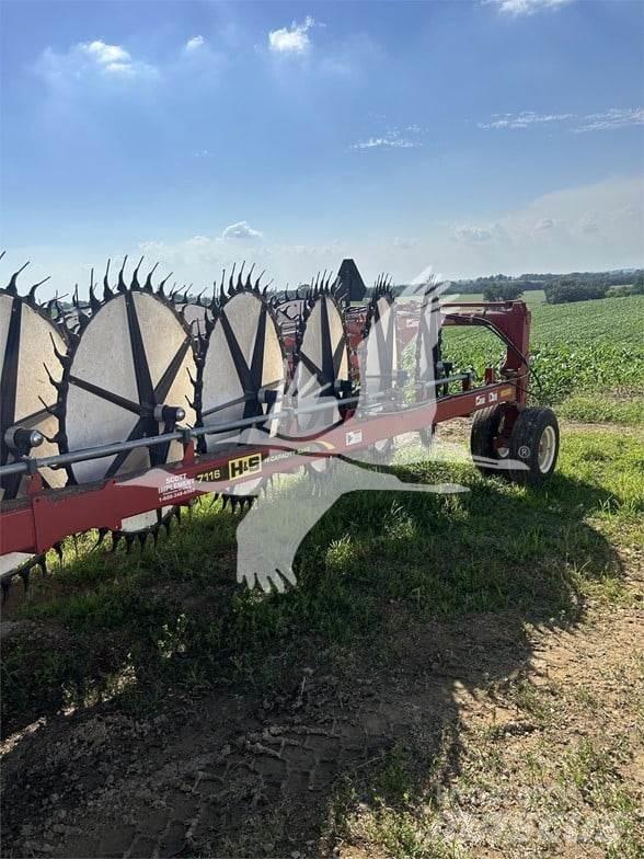 H&S HC7116 Rakes and tedders