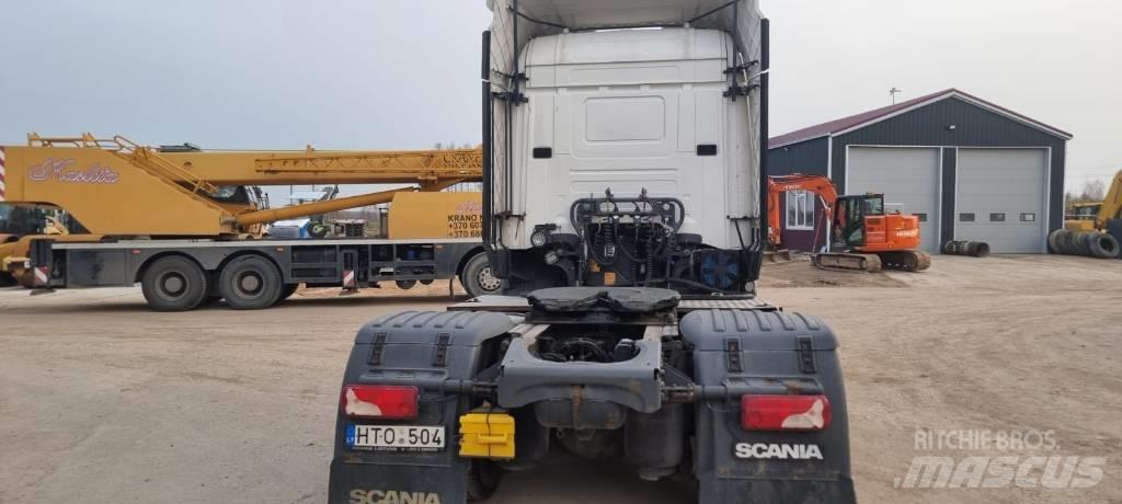 Scania R 450 Conventional Trucks / Tractor Trucks