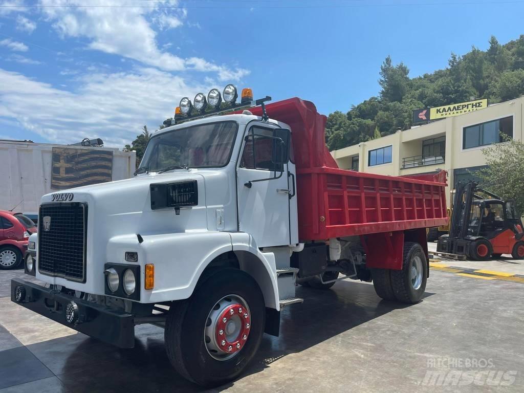 Volvo N10 ST Dump Trucks