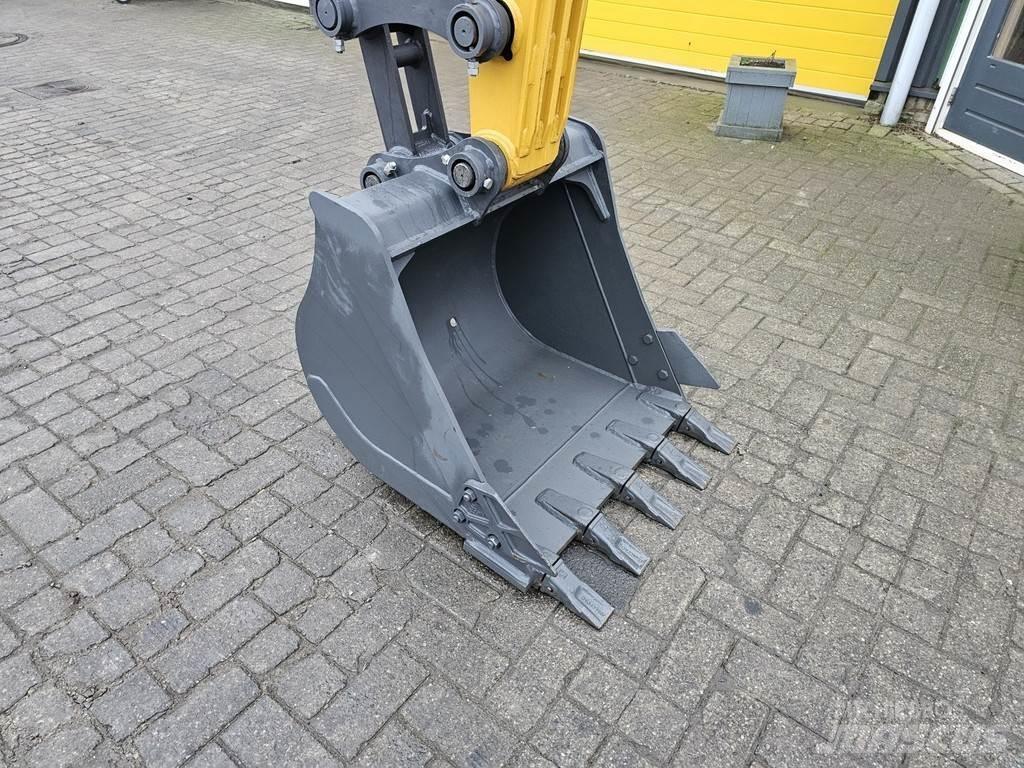 XCMG XE60GA Mini Excavators <7t (Mini Diggers)