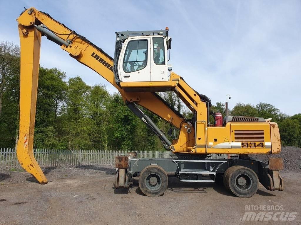 Liebherr A 934 C Waste / Industry Handlers