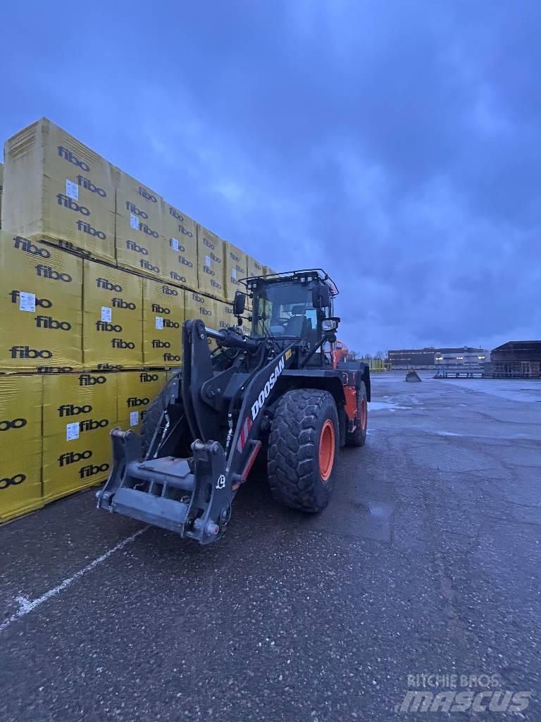 Doosan DL 280-7 Wheel Loaders
