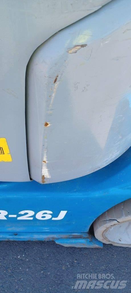 GENIE GR26J Vertical mast lifts