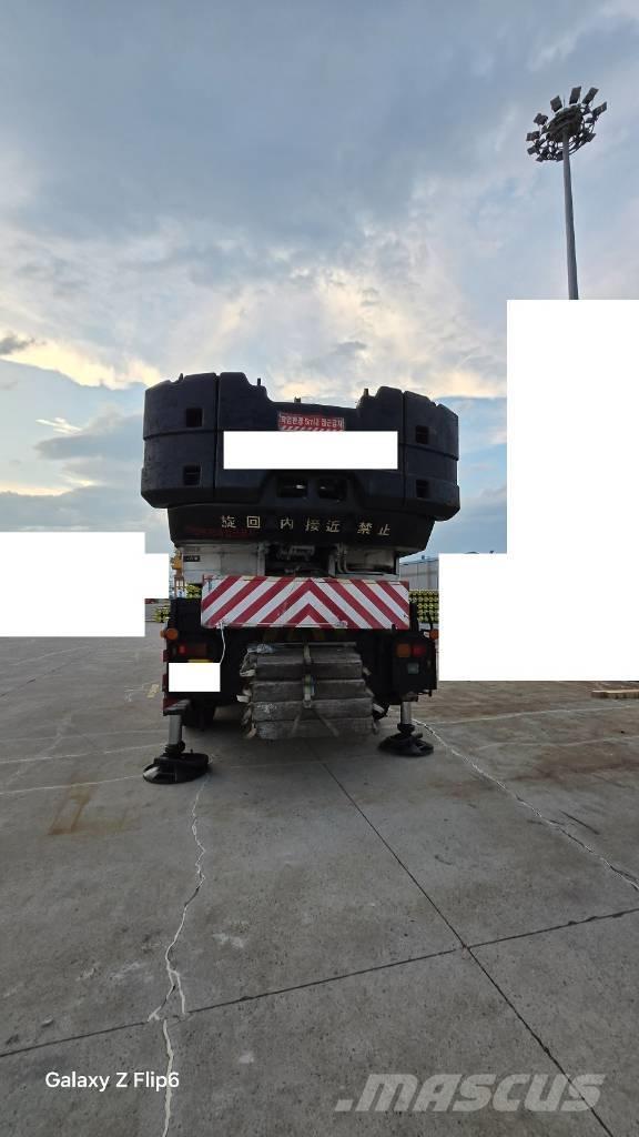 Sumitomo SA1000 All terrain cranes