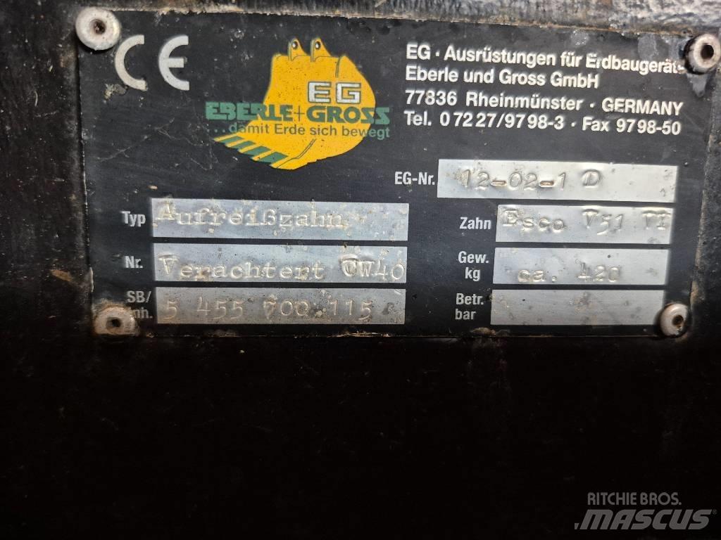 CAT CW 40 Rippers