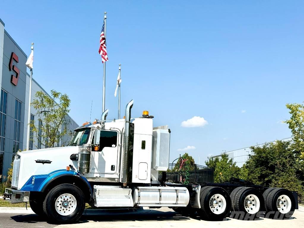 Kenworth T 800 Conventional Trucks / Tractor Trucks