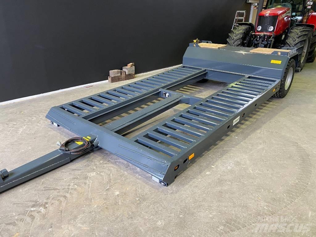 Dinapolis LL 10 Lowboy trailer