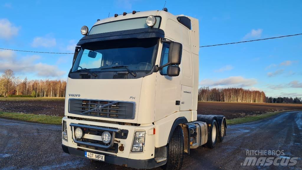 Volvo FH 12 Conventional Trucks / Tractor Trucks