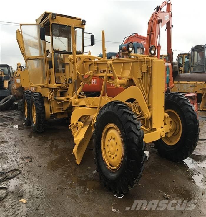 Komatsu GD 661 Motor Graders