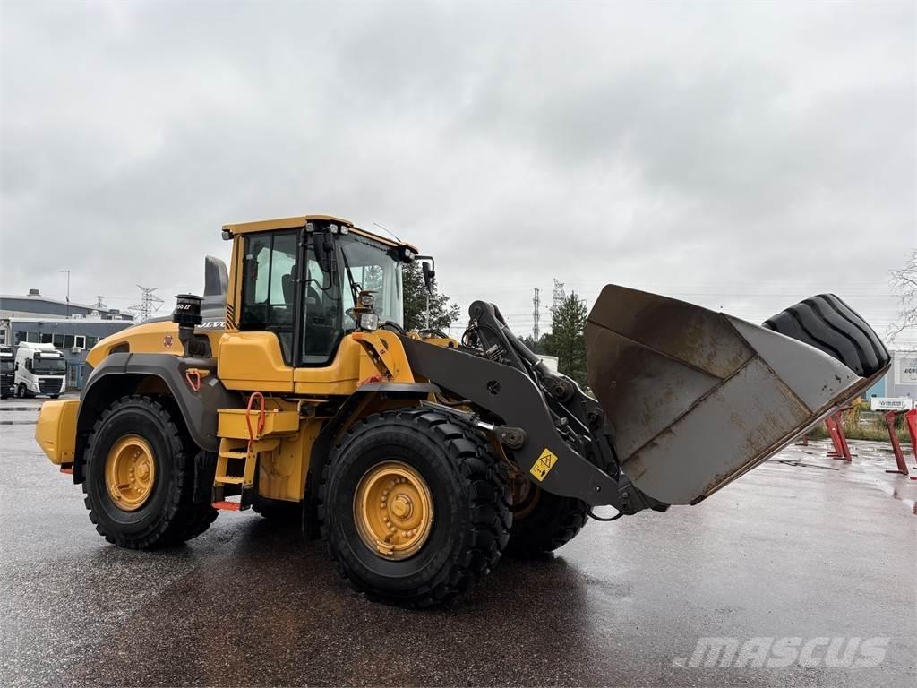 Volvo L110H Wheel Loaders