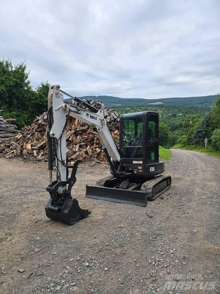 Bobcat E 35 Mini Excavators <7t (Mini Diggers)