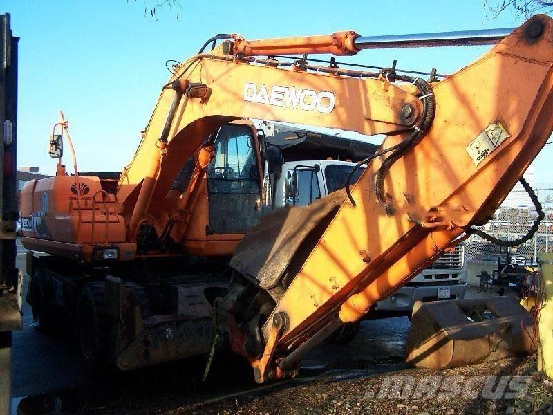 Daewoo S180W Wheeled Excavators