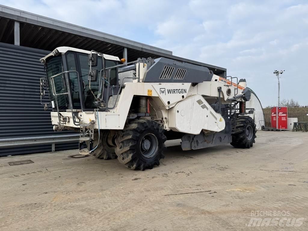 Wirtgen WR 240I Asphalt Recycling Equipment