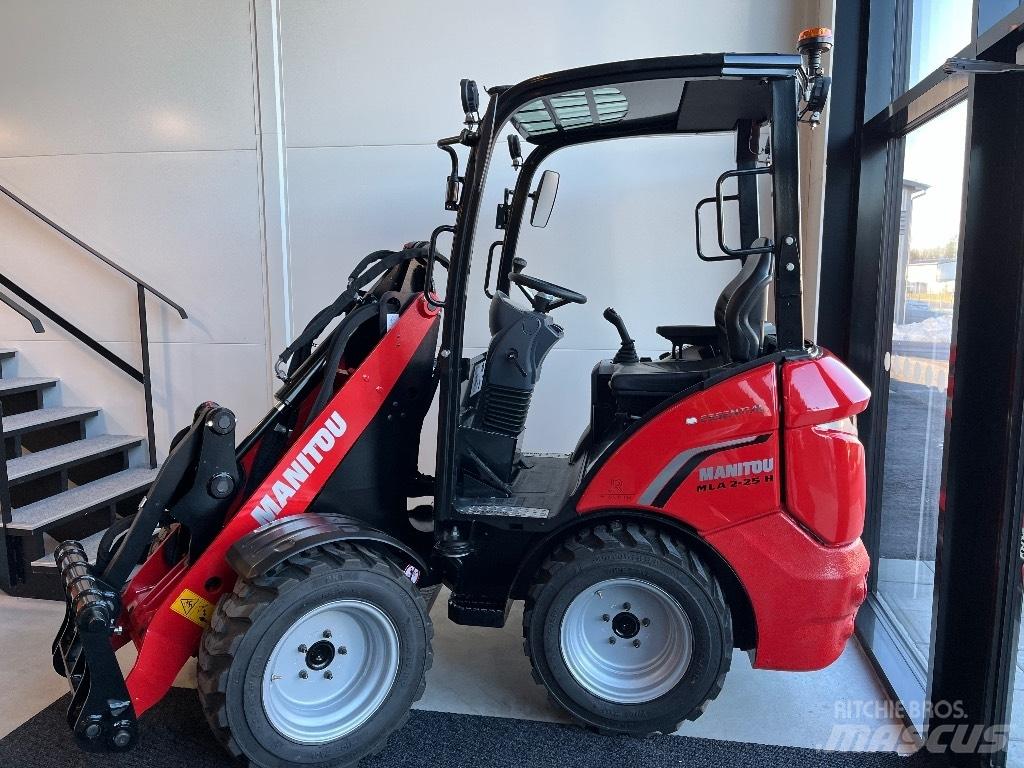 Manitou MLA 2-25 H Multi purpose loaders