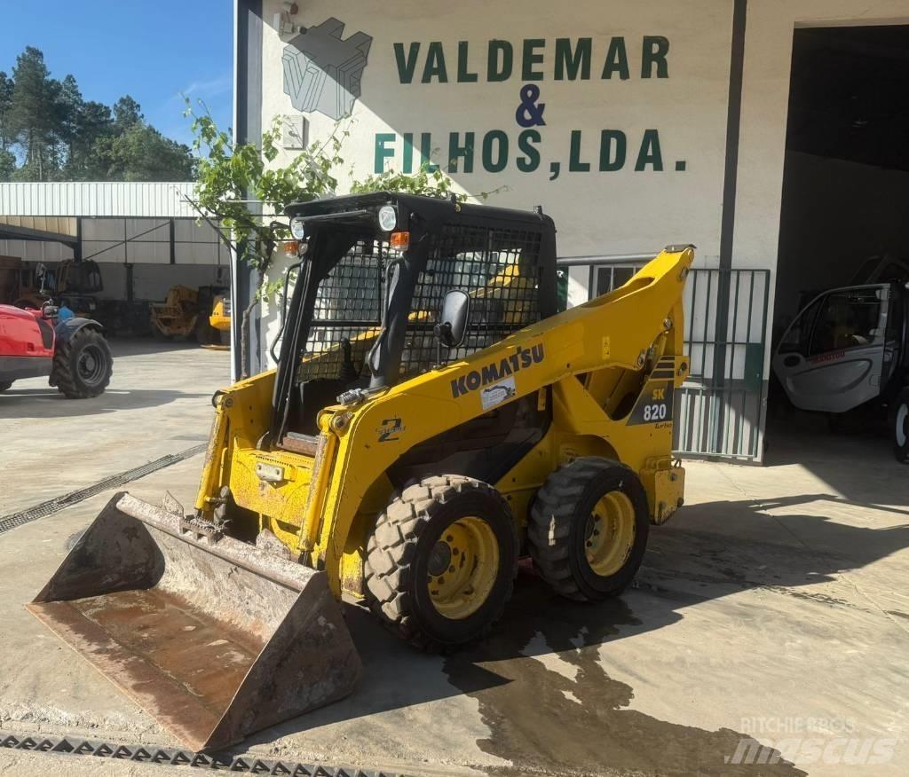 Komatsu SK 820-5 Skid Steer Loaders