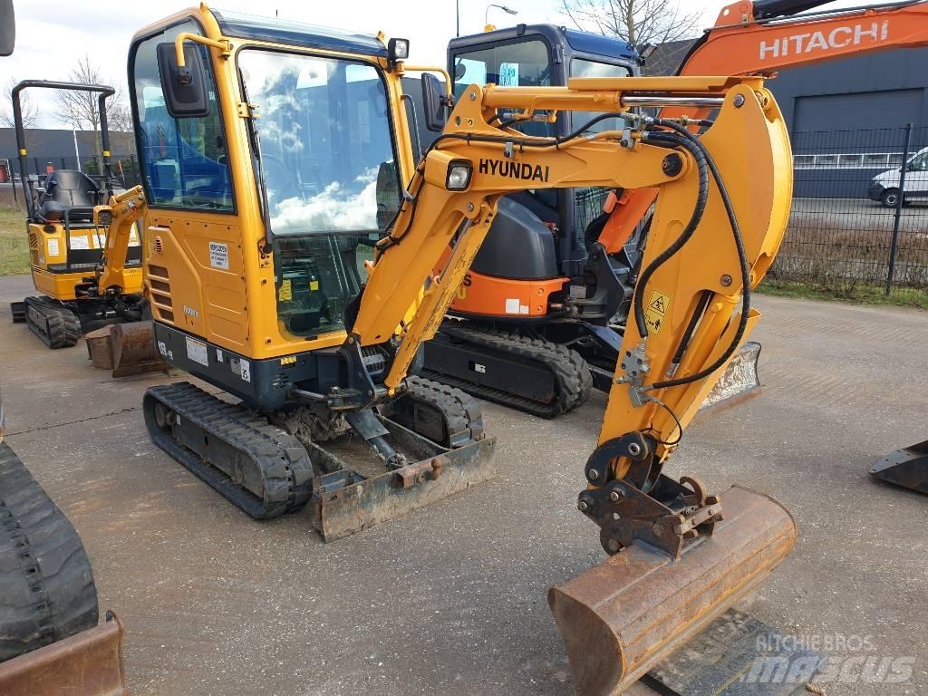 Hyundai R18-9 Mini Excavators <7t (Mini Diggers)