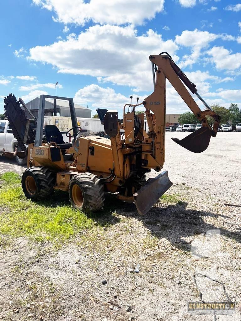 CASE 560 Trenchers