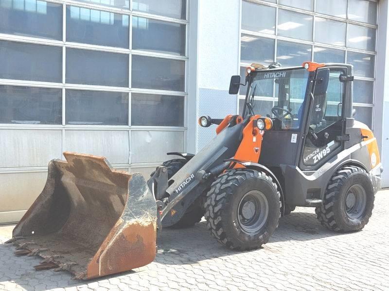 Hitachi ZW 95-6 Skid Steer Loaders