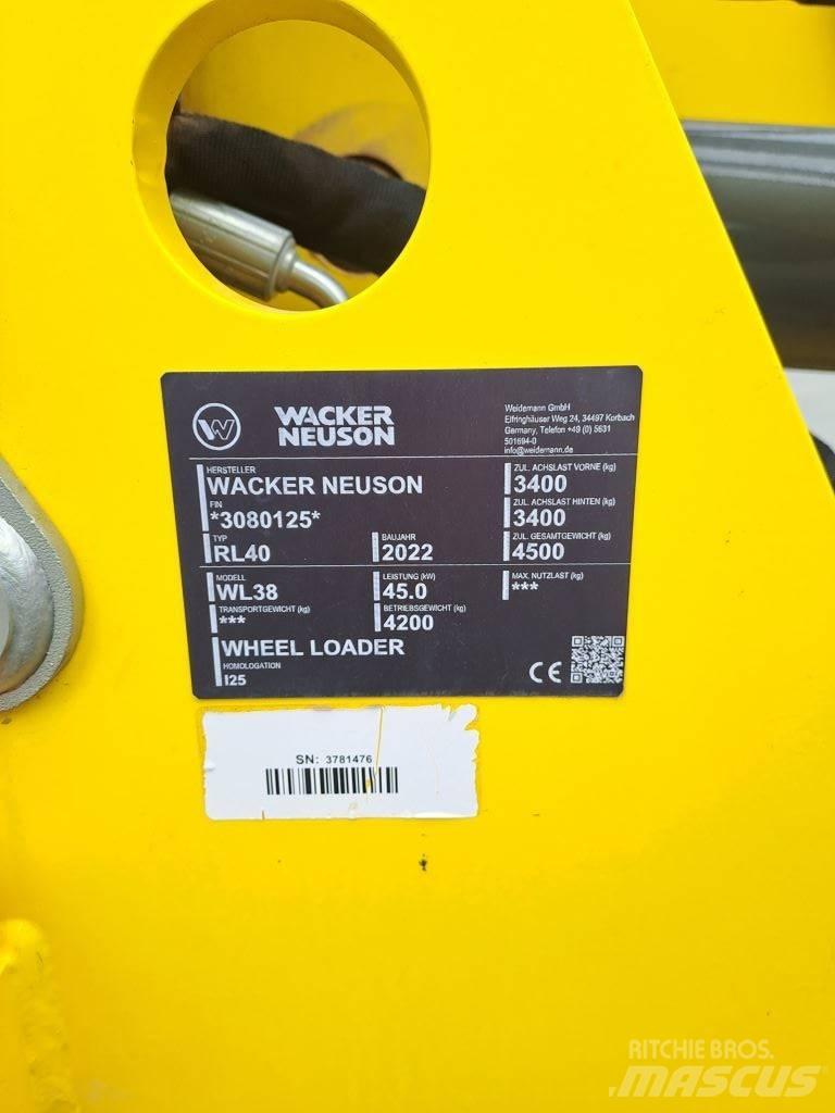 Wacker Neuson WL38 Wheel Loaders