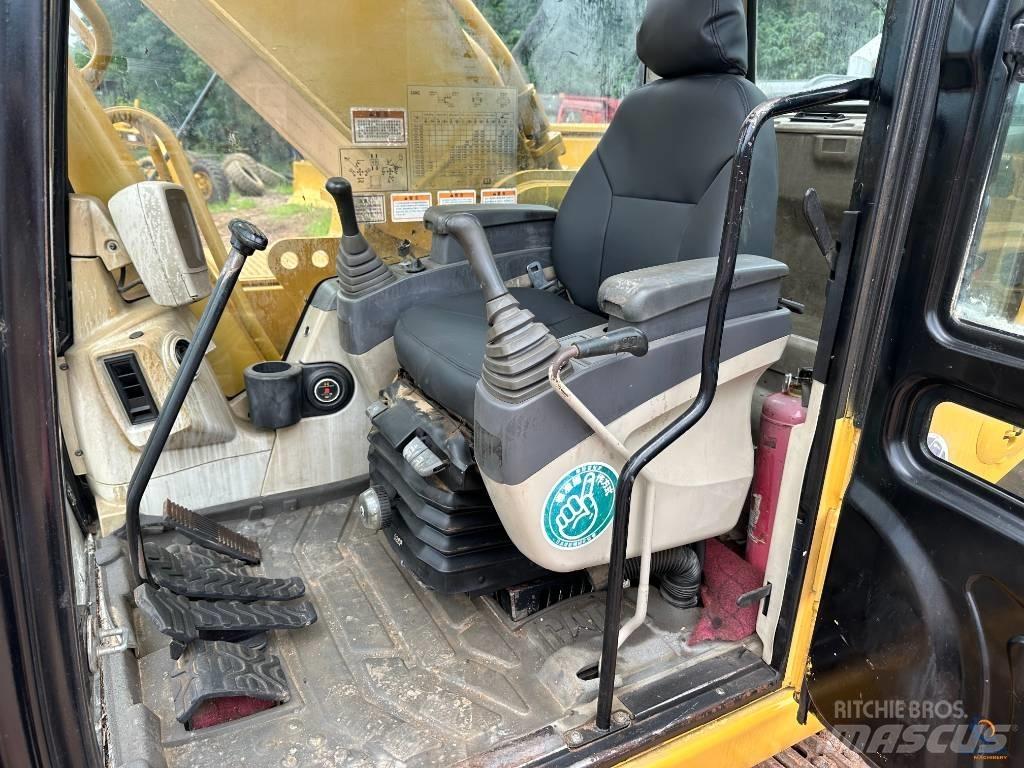 CAT 330 CL Crawler Excavators