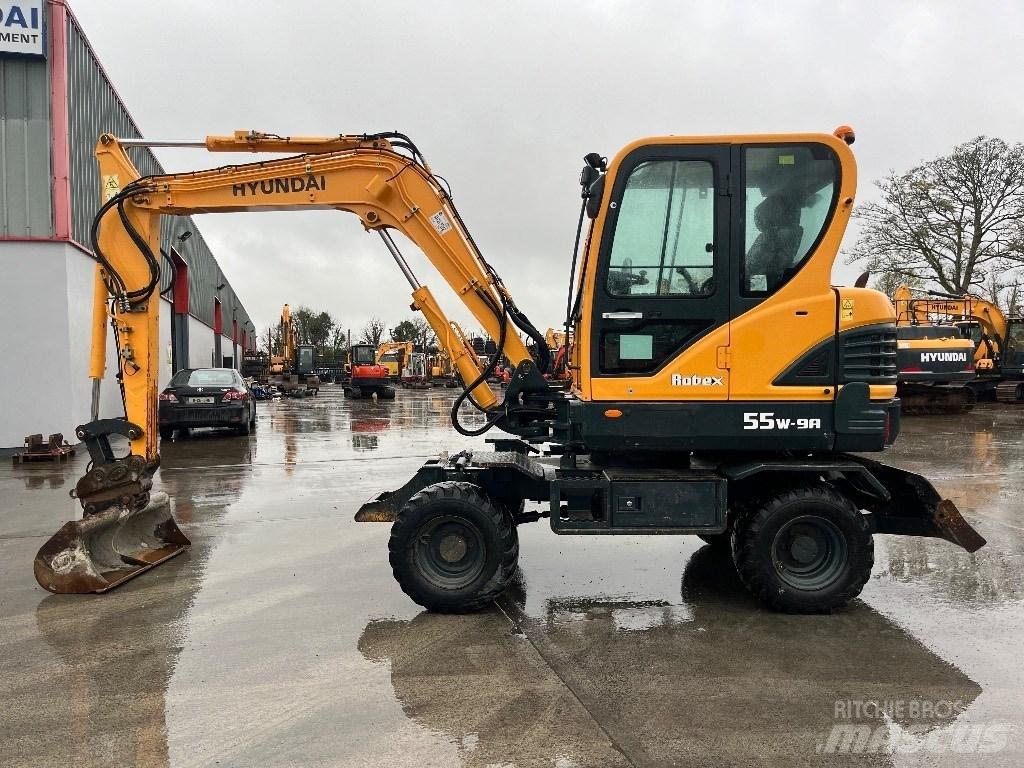 Hyundai R55W-9A Wheeled Excavators