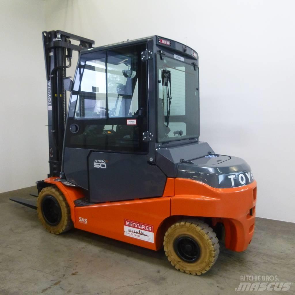 Toyota 8FBMT50 Electric Forklifts