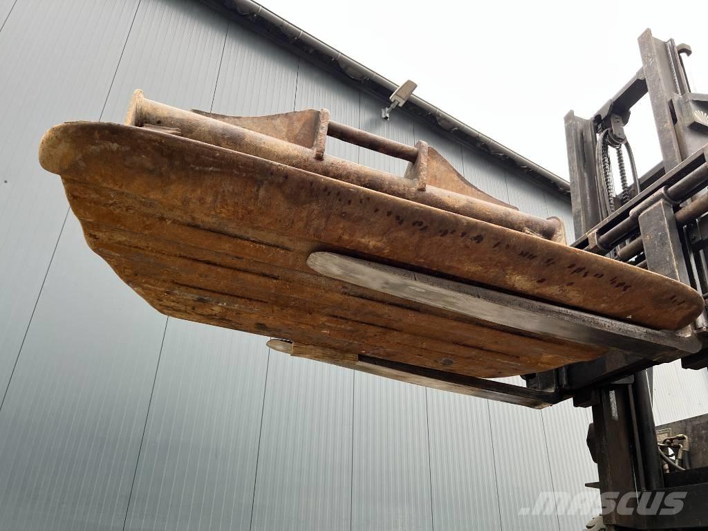 SMP S70 Buckets