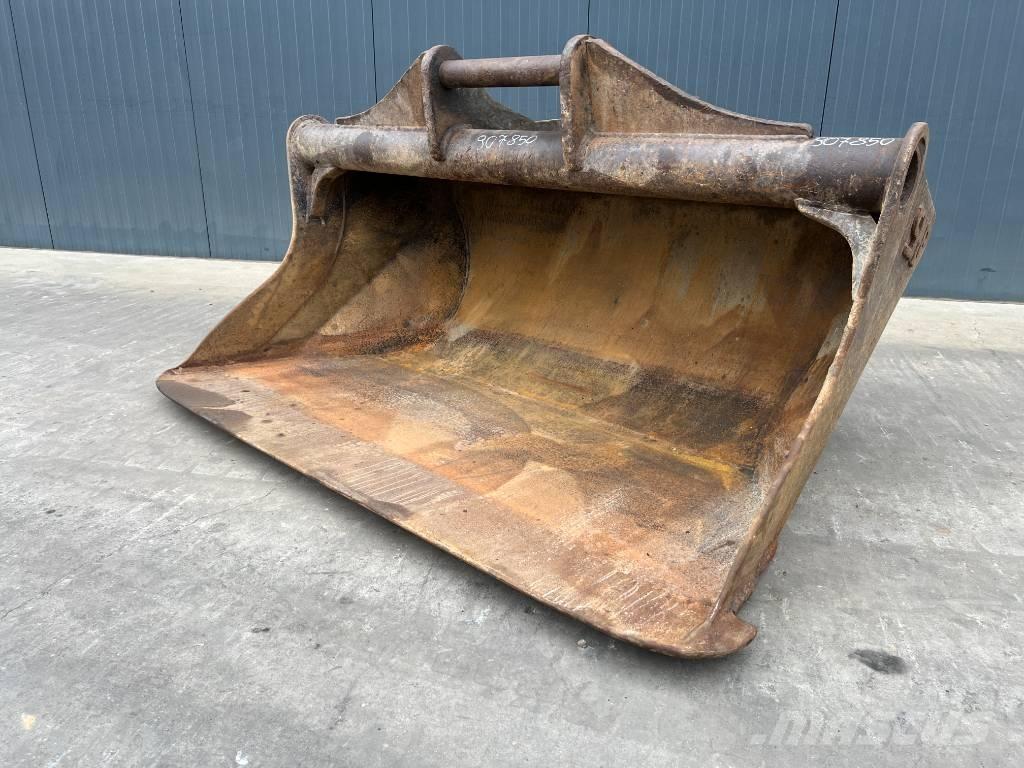 SMP S70 Buckets