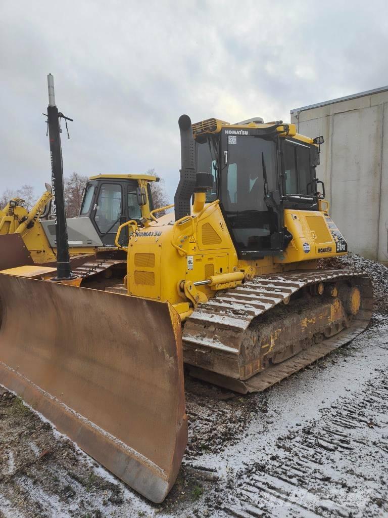 Komatsu D 51 PX-24 Crawler dozers