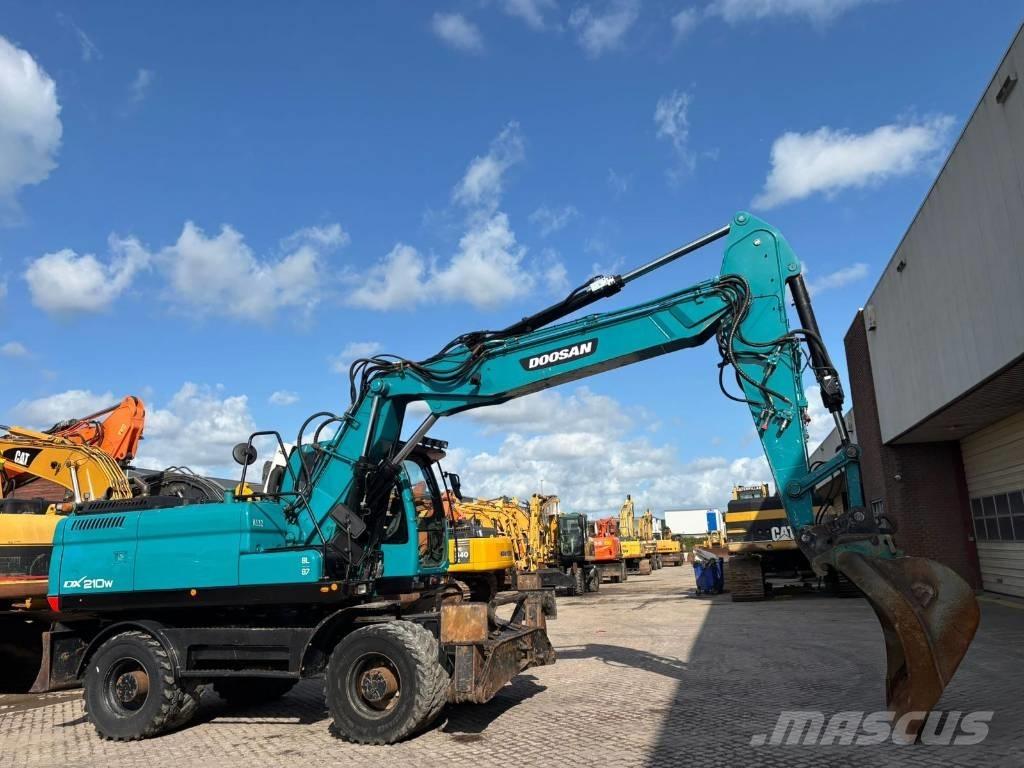 Doosan DX 210 W Wheeled Excavators