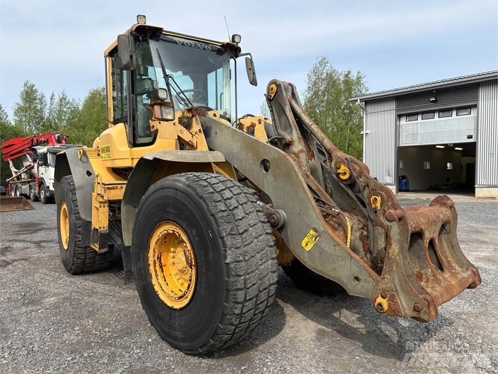 Volvo L120F Wheel Loaders