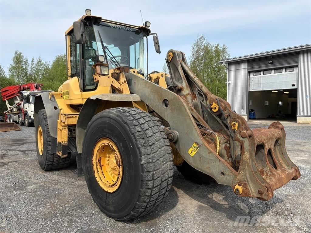Volvo L120F Wheel Loaders