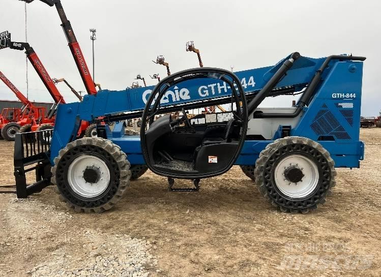 Genie GTH844 Telescopic Handlers