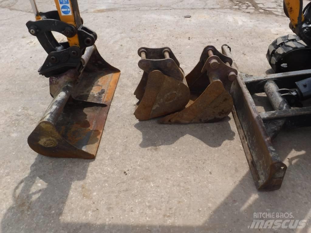 Hyundai Robex 27 Z-9 Mini Excavators <7t (Mini Diggers)