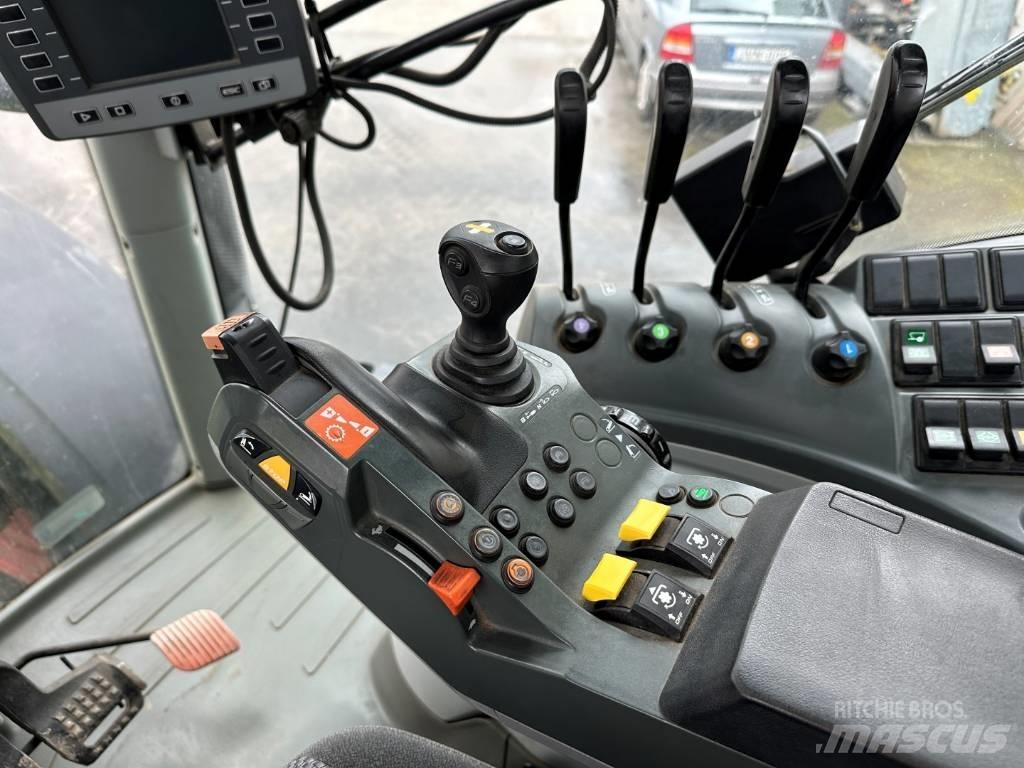 CLAAS Axion 810 CIS Tractors